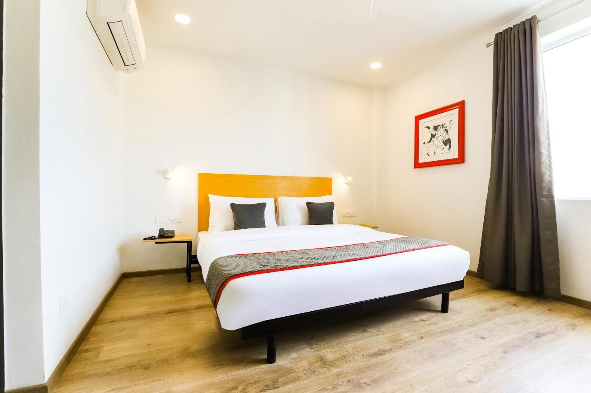 Townhouse Prithvi Resort Near Phoenix Palassio 러크나우 외부 사진